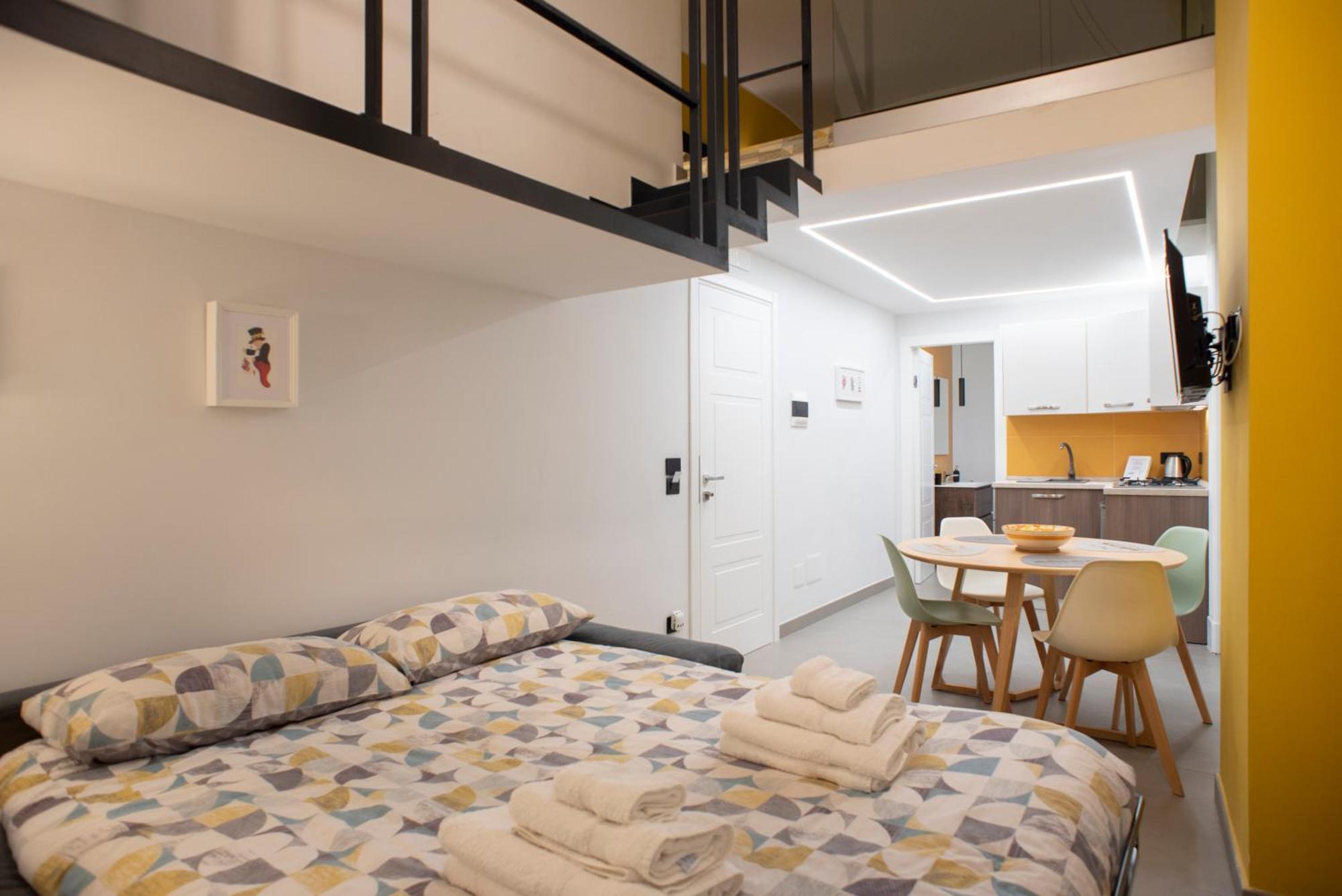 Quadruple Room Private Bathroom